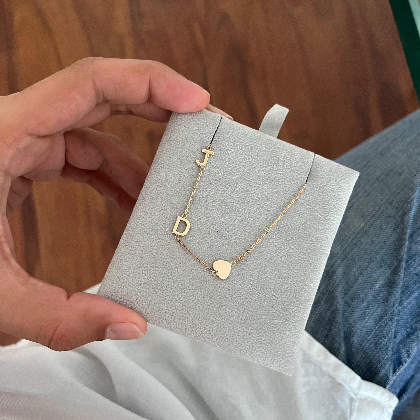 Asymmetric Initial Necklace
