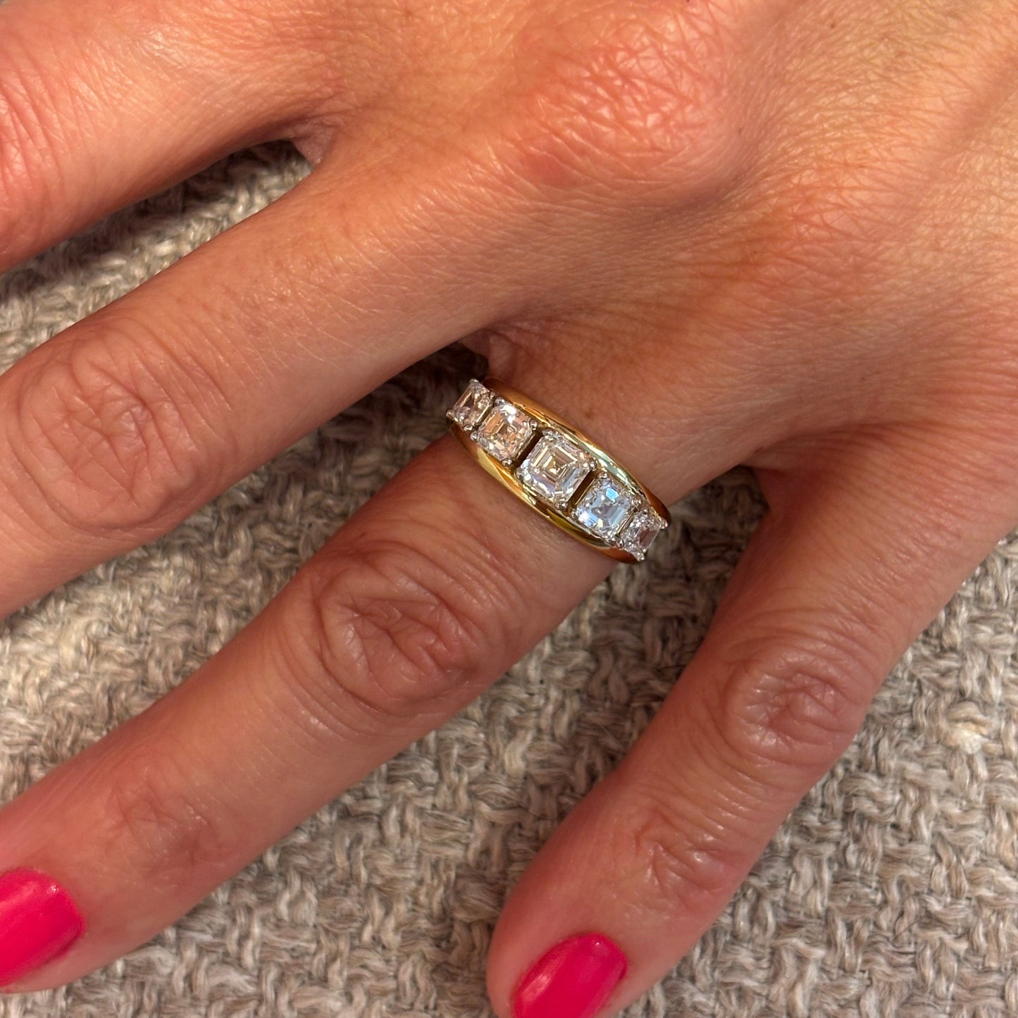 Graduated Asscher Cut Split Shank Ring